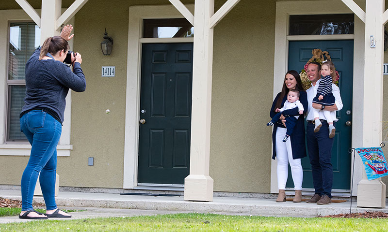 NPS Student Helps Connect Military Families With Her Camera